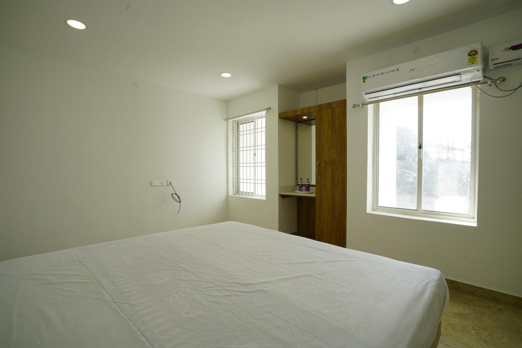 Hotel Quilon Residency Kundara Perumanseri Esterno foto