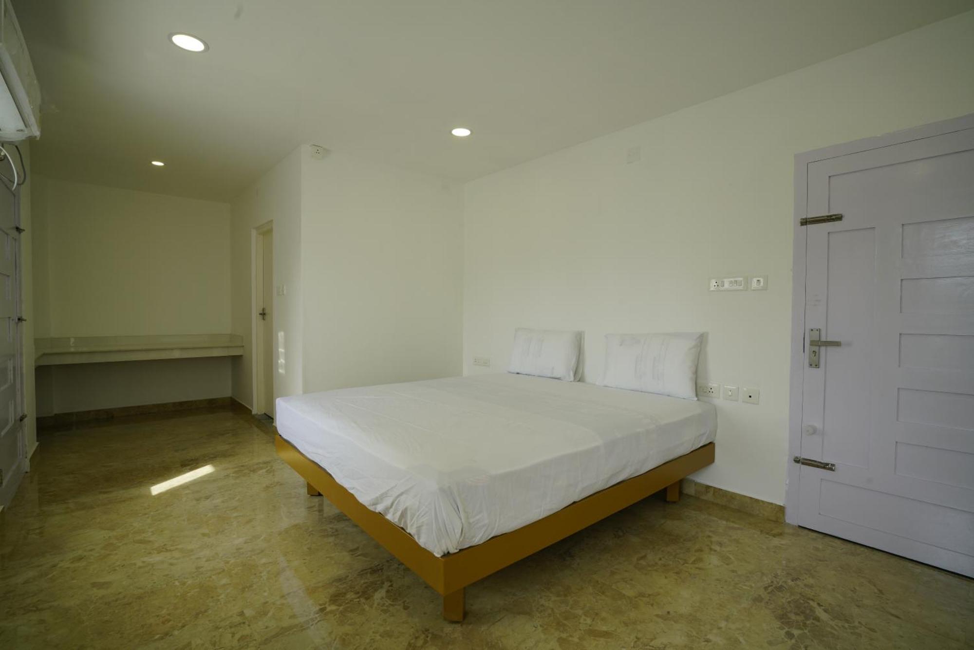 Hotel Quilon Residency Kundara Perumanseri Esterno foto