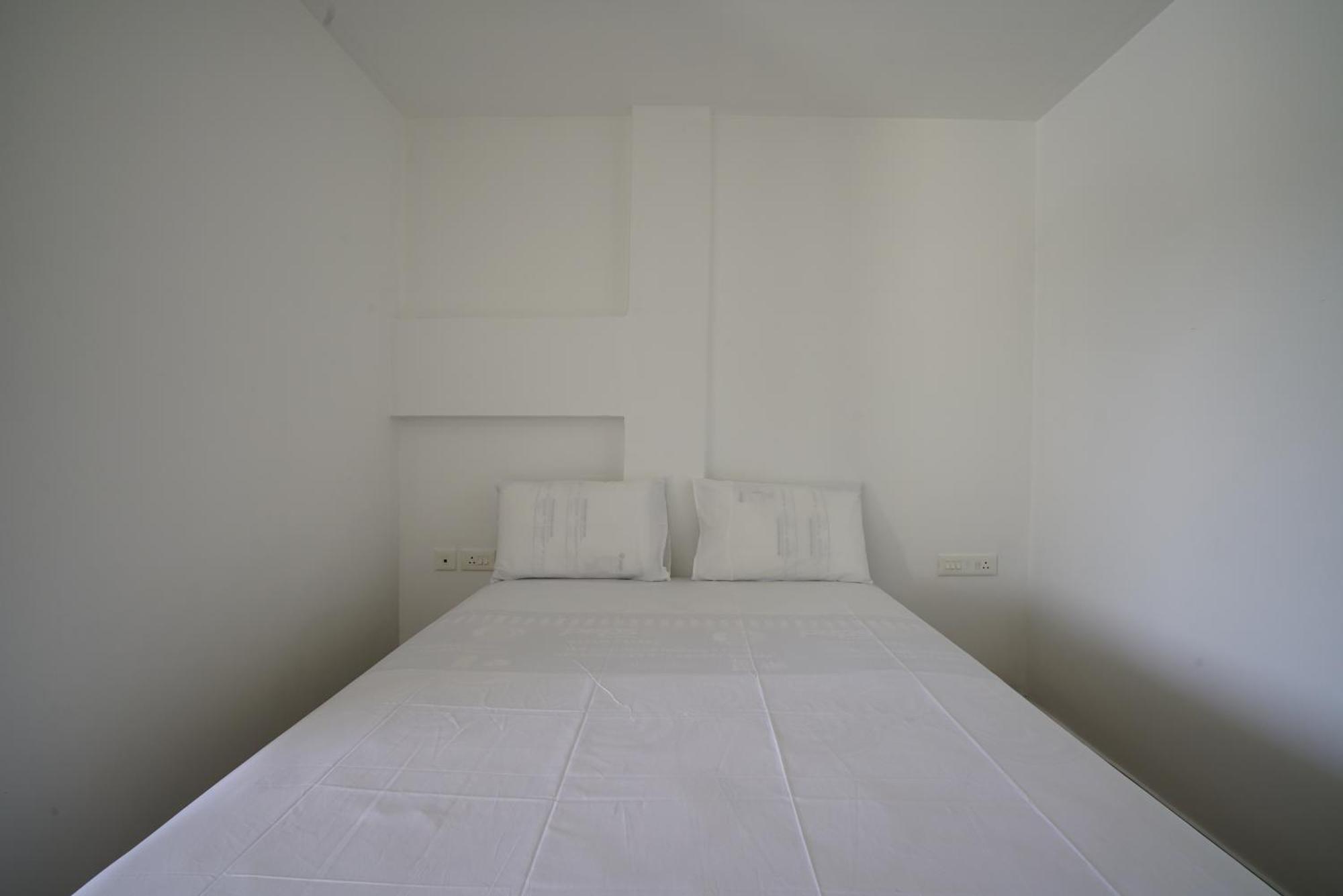 Hotel Quilon Residency Kundara Perumanseri Esterno foto