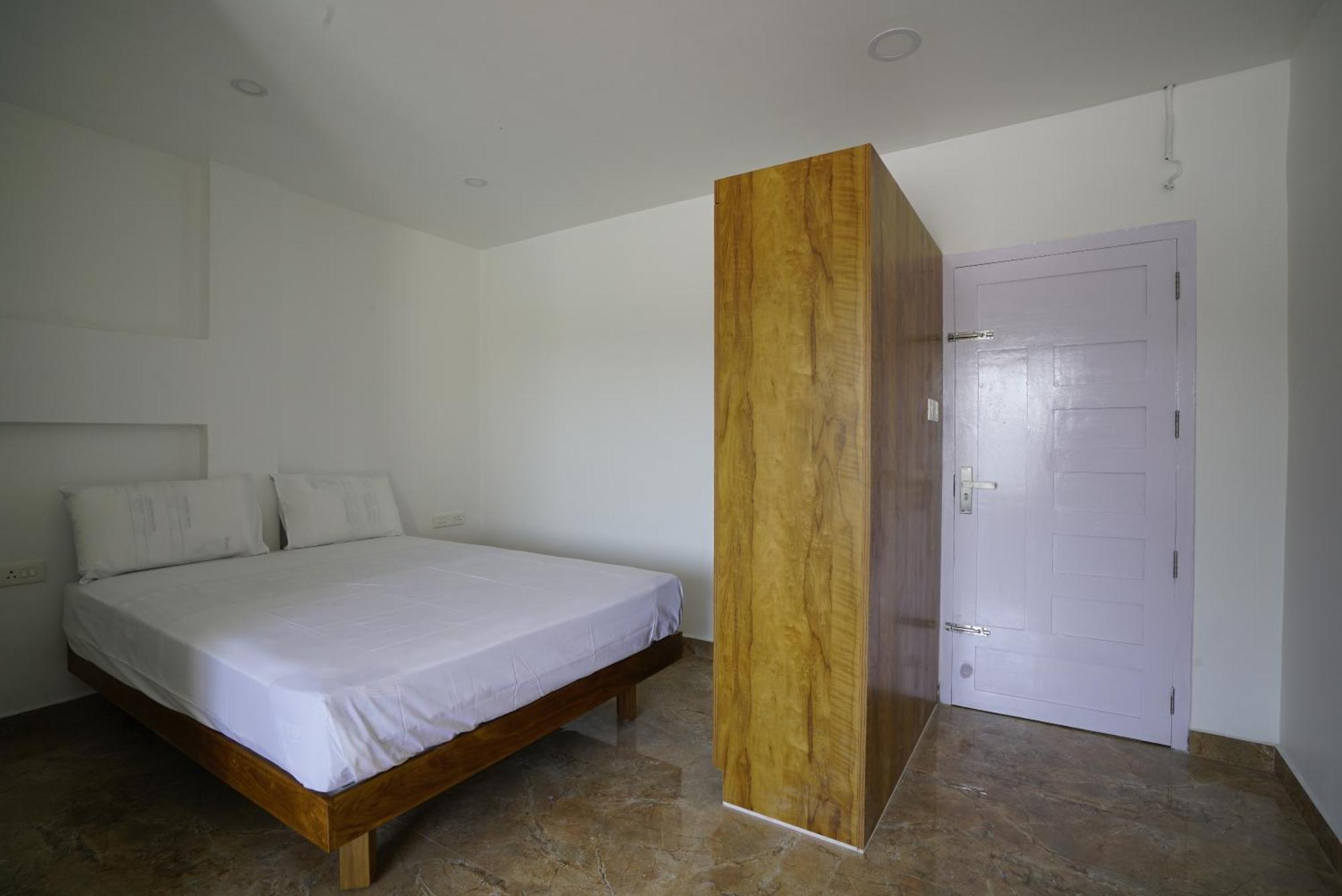 Hotel Quilon Residency Kundara Perumanseri Esterno foto
